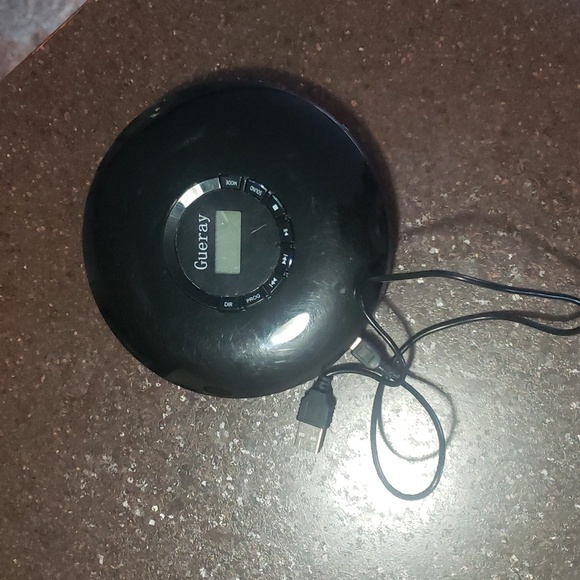 GUERAY Portable CD Player Model ZL1908. USED. In Working Condition. - Picture 4 of 4